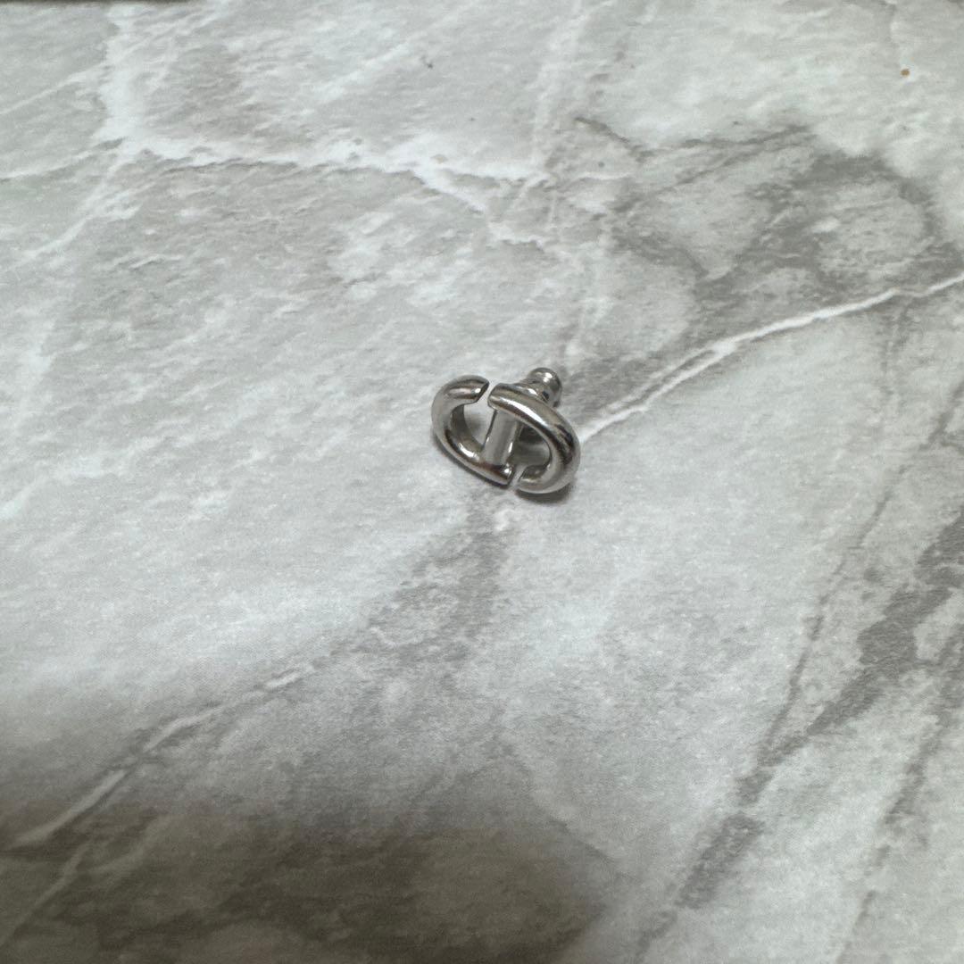 DIOR CD NAVY スタッドピアス（片耳）ディオールピアス