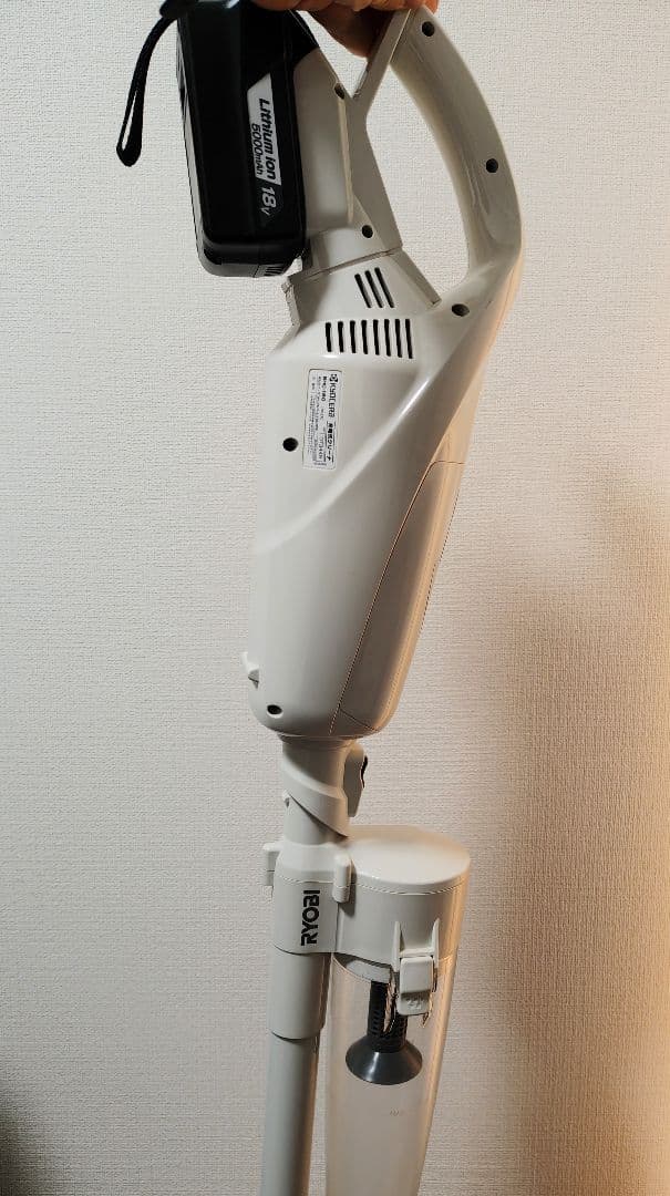 リョービ 充電式コードレスクリーナー BHC-180L5 サイクロン RYOBI