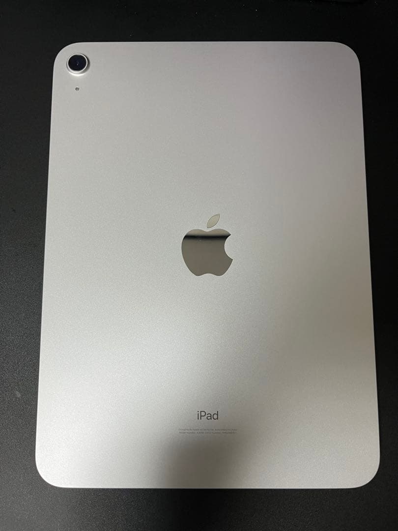 iPad 第10世代 64GB WiFiモデル シルバー