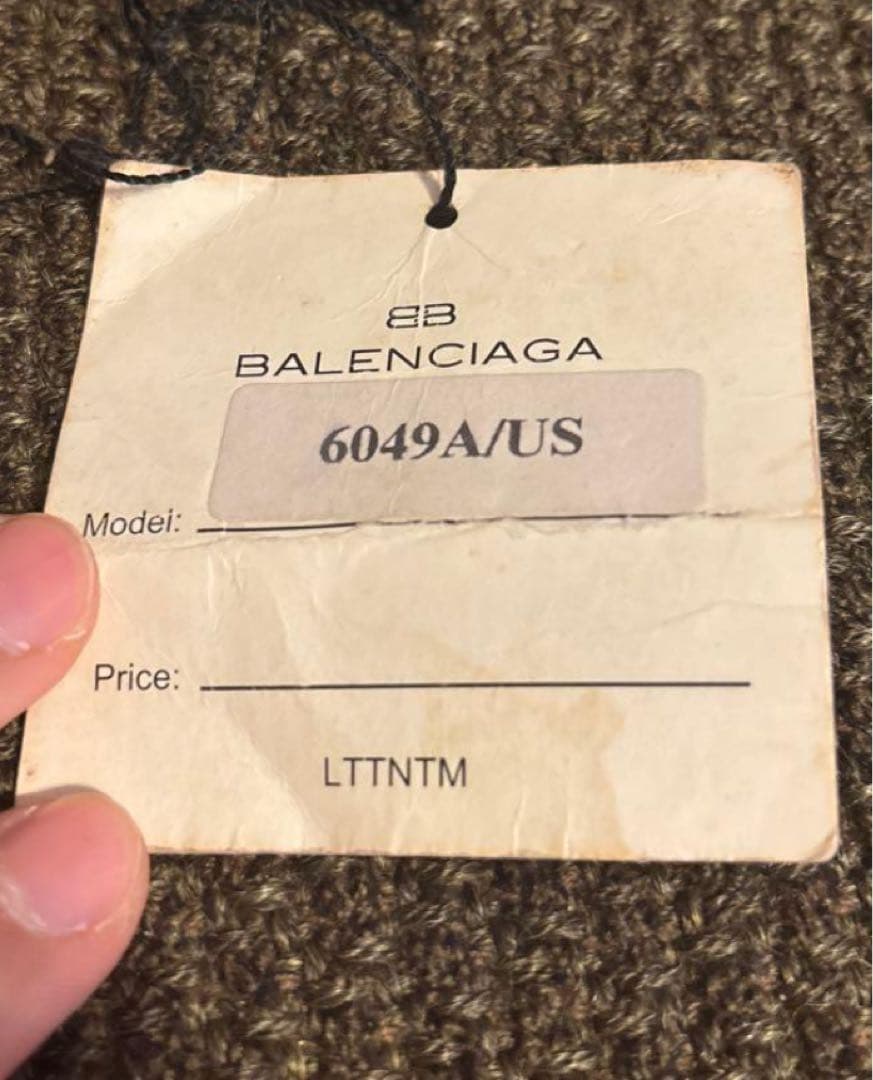 バレンシアガ オーバーサイズ スクエア トートバッグ タグあり