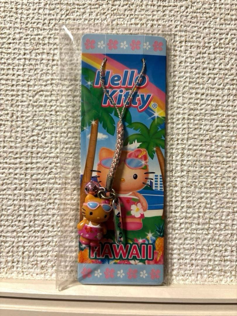 d*2様 【希少】日焼けハローキティ ハワイ ご当地 ストラップ