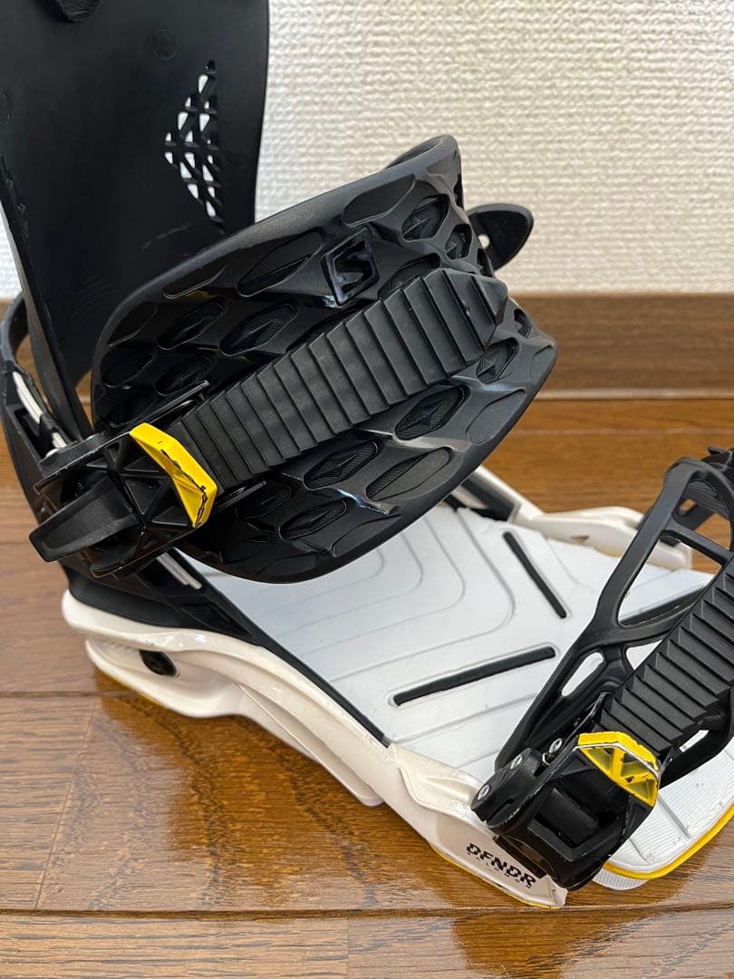 SALOMON DEFENDER ディフェンダー　Мサイズ