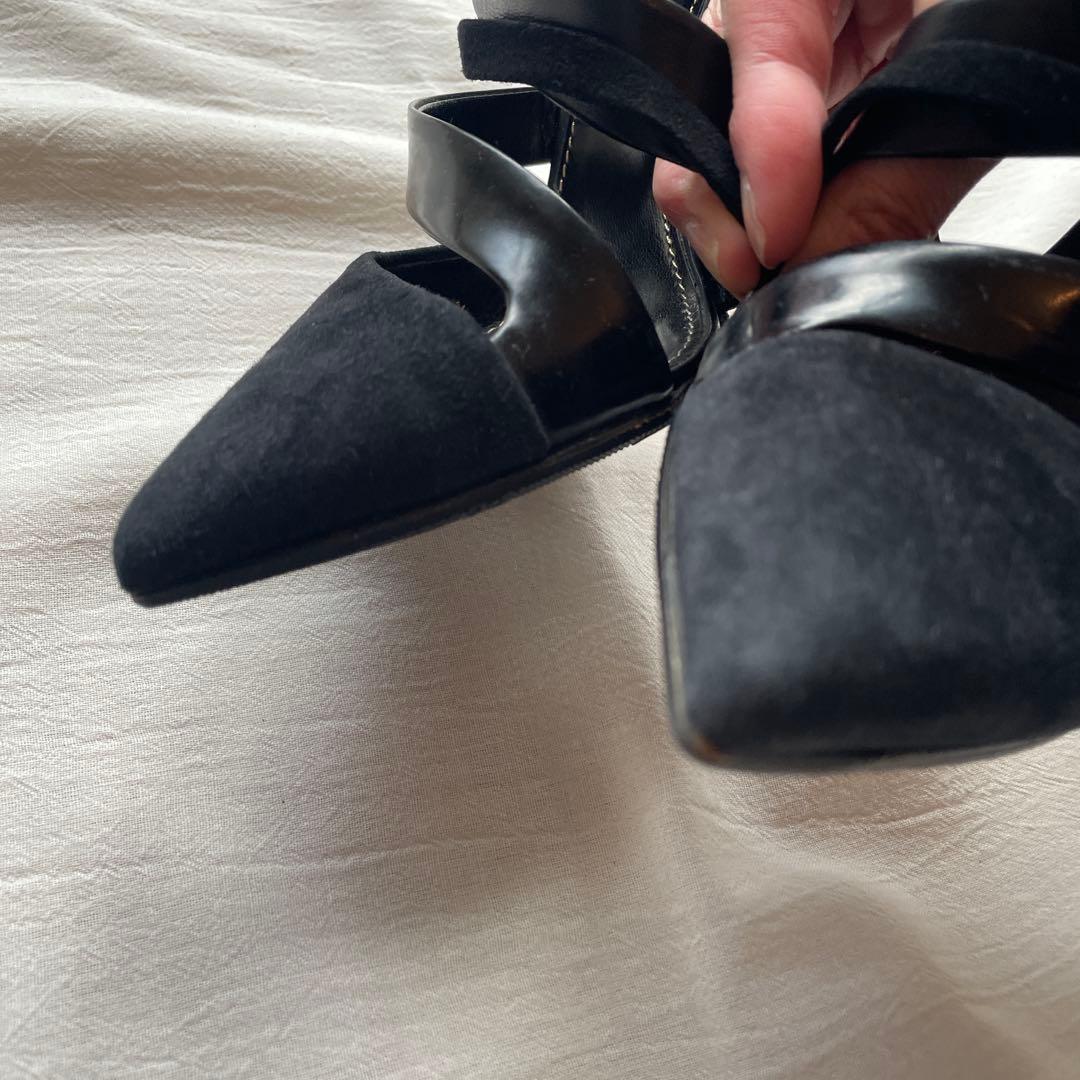 セルジオロッシ　ブラックポインテッドトゥ　ハイヒール　黒　エレガント　ブラック