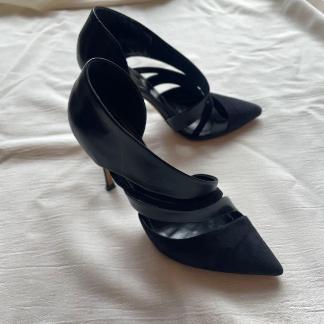 セルジオロッシ　ブラックポインテッドトゥ　ハイヒール　黒　エレガント　ブラック