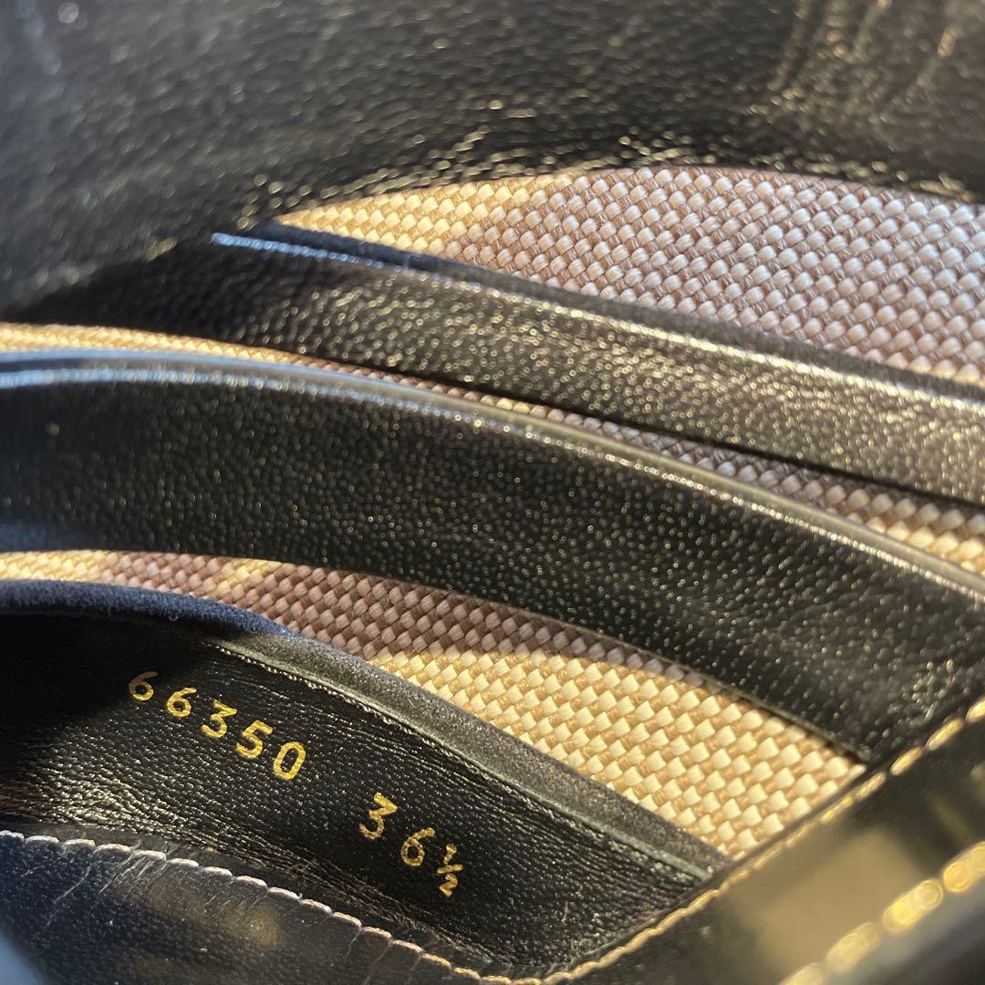 セルジオロッシ　ブラックポインテッドトゥ　ハイヒール　黒　エレガント　ブラック