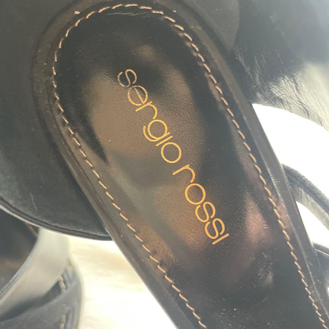 セルジオロッシ　ブラックポインテッドトゥ　ハイヒール　黒　エレガント　ブラック