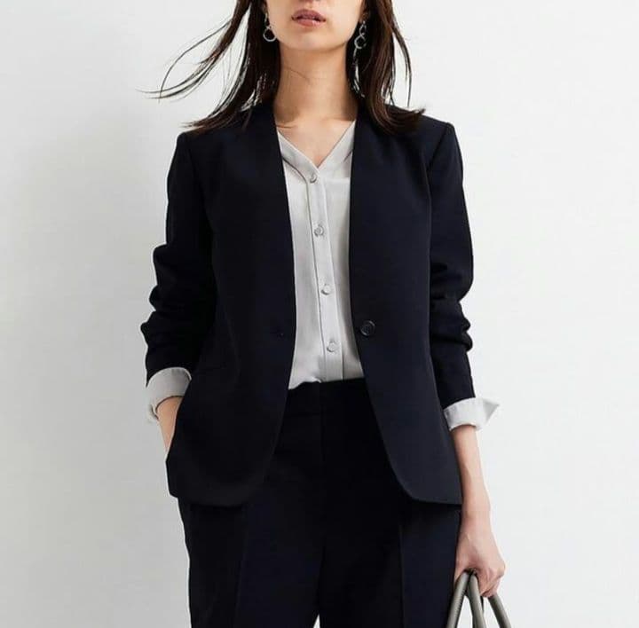 PLST コンフォートリュクス M Lサイズ パンツスーツセットアップ