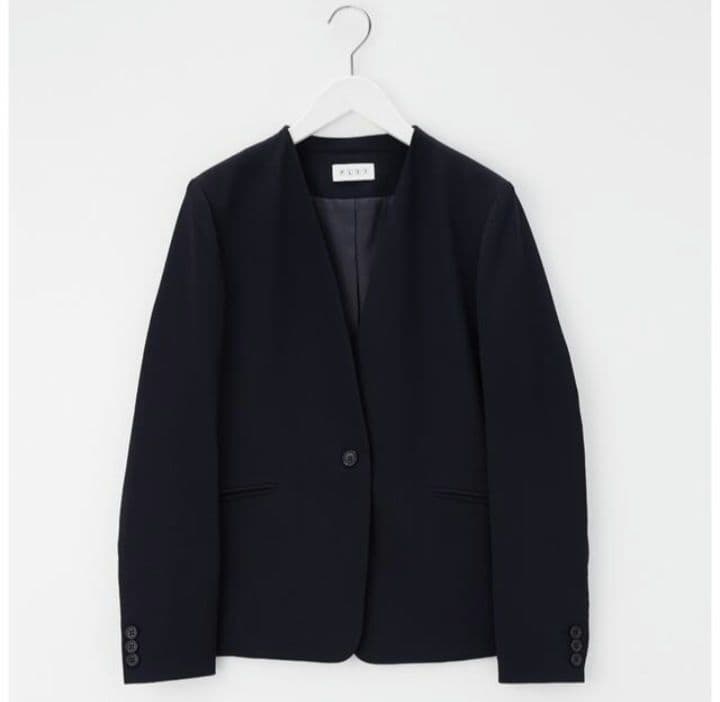 PLST コンフォートリュクス M Lサイズ パンツスーツセットアップ