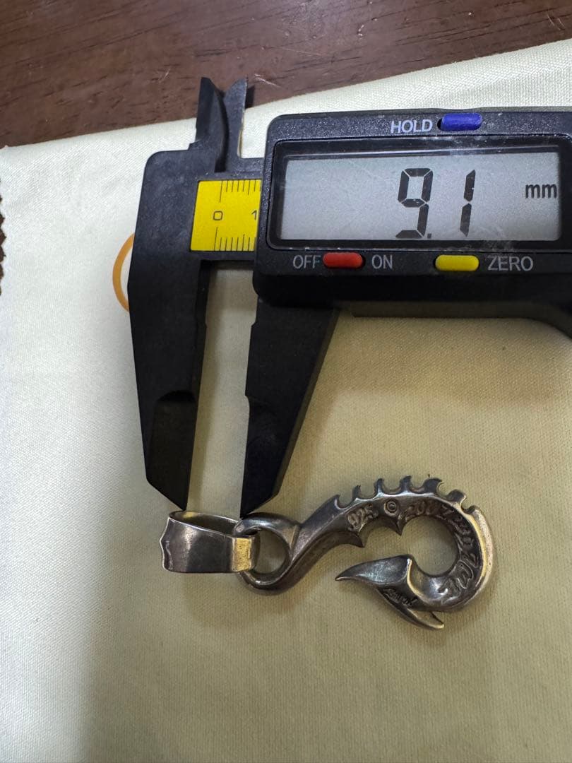 ビルウォールレザー Bill Wall Leather フィッシュフック