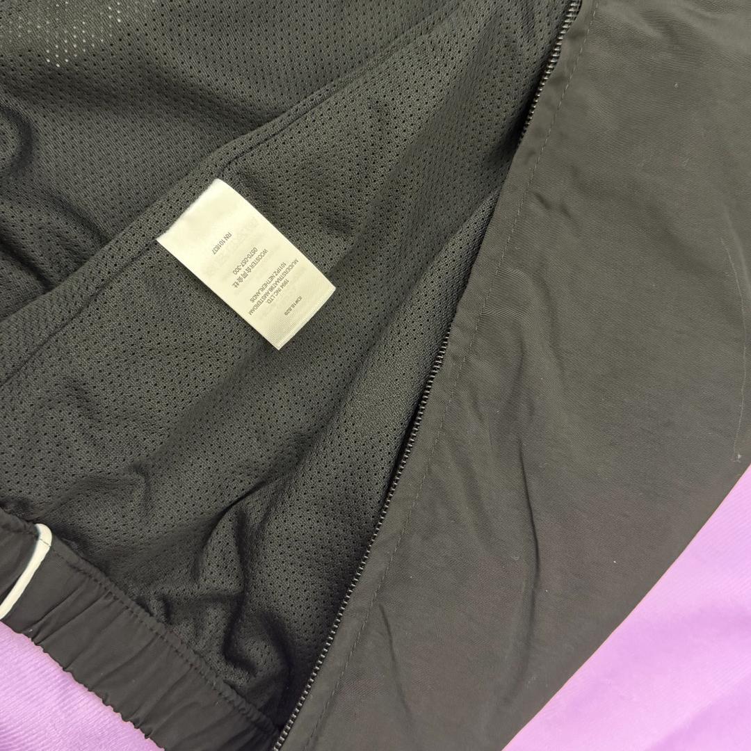 ブラック ナイロンジャケット　M サイズ : M