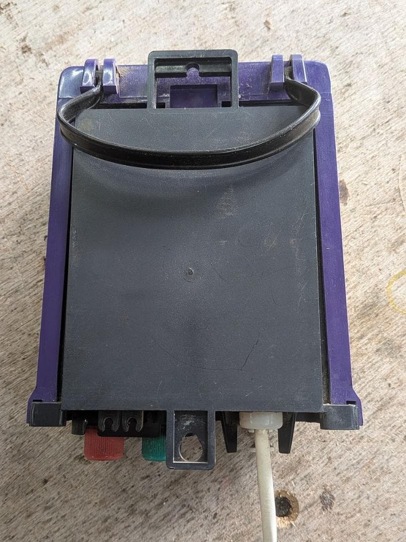 Gallagher社 ガラガーパワーユニット B260 超強力電気牧柵器