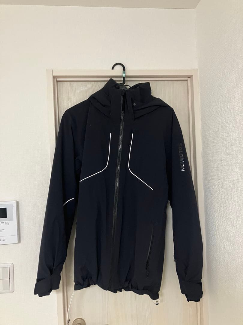 SALOMON スキーウェア　 フード付き 新品未使用　展示品