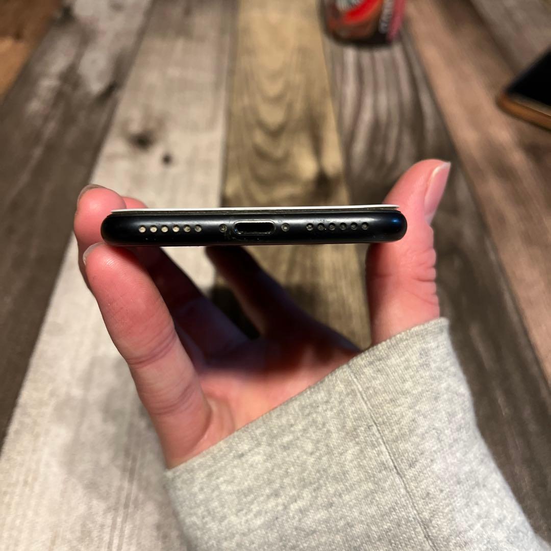 Apple iPhoneSE 第2世代 ブラック