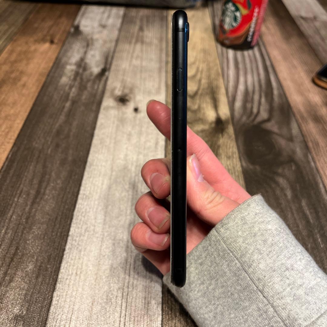 Apple iPhoneSE 第2世代 ブラック