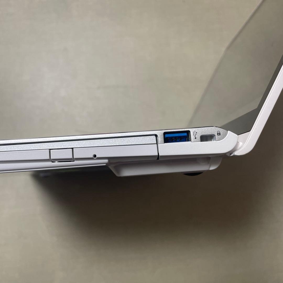 T*d様 【メンテ済み】13.3インチ富士通Windows11 256GB タッ