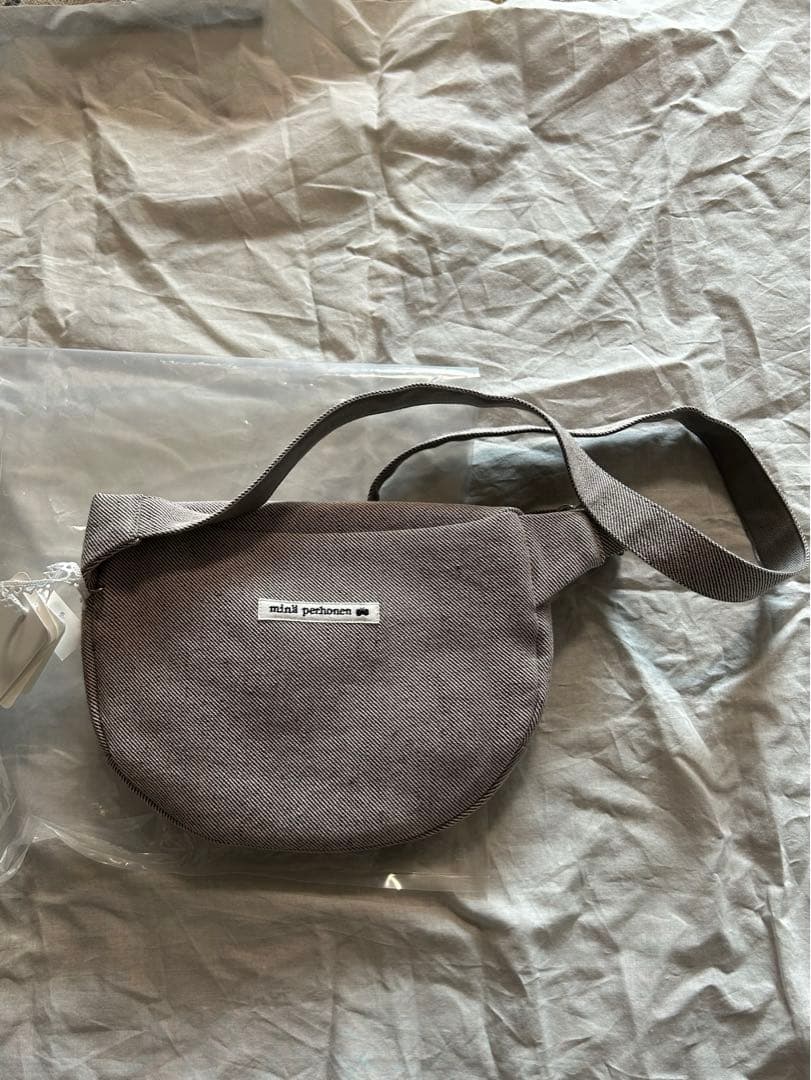 未使用 ミナペルホネン papurikko ボディバッグ 完売品