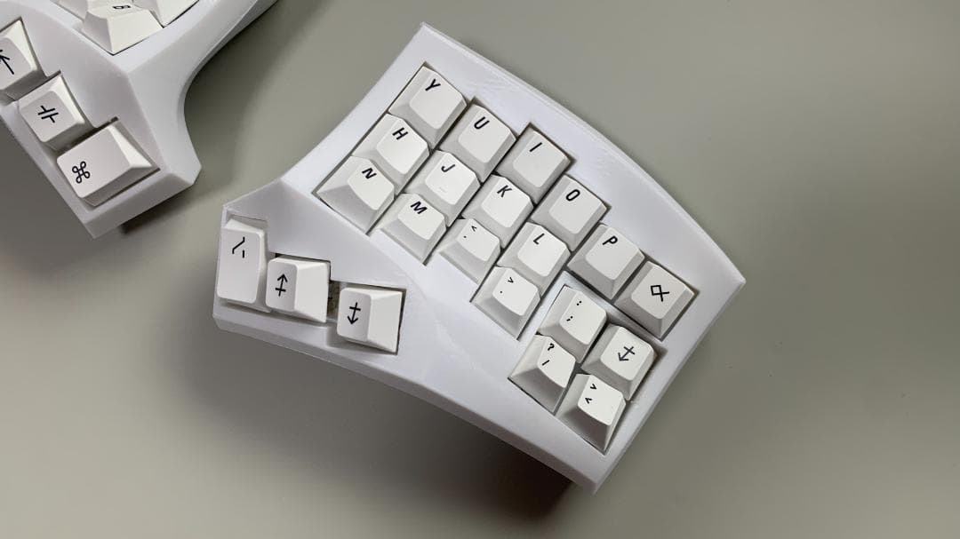 無線自作キーボード　Cygnus（キグナス）