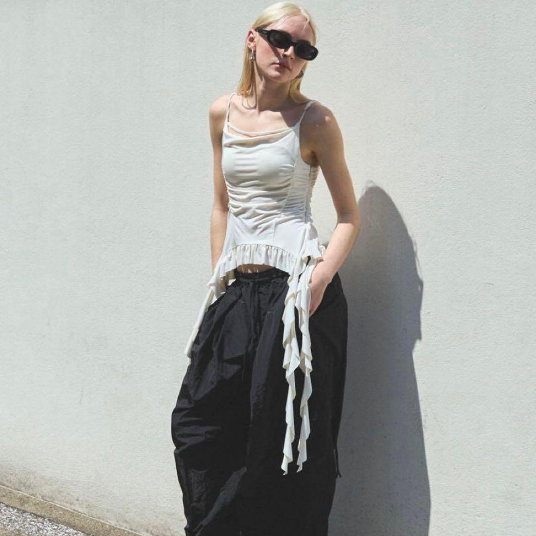 未使用 店頭完売品 メゾンスペシャル シャーリング キャミソール