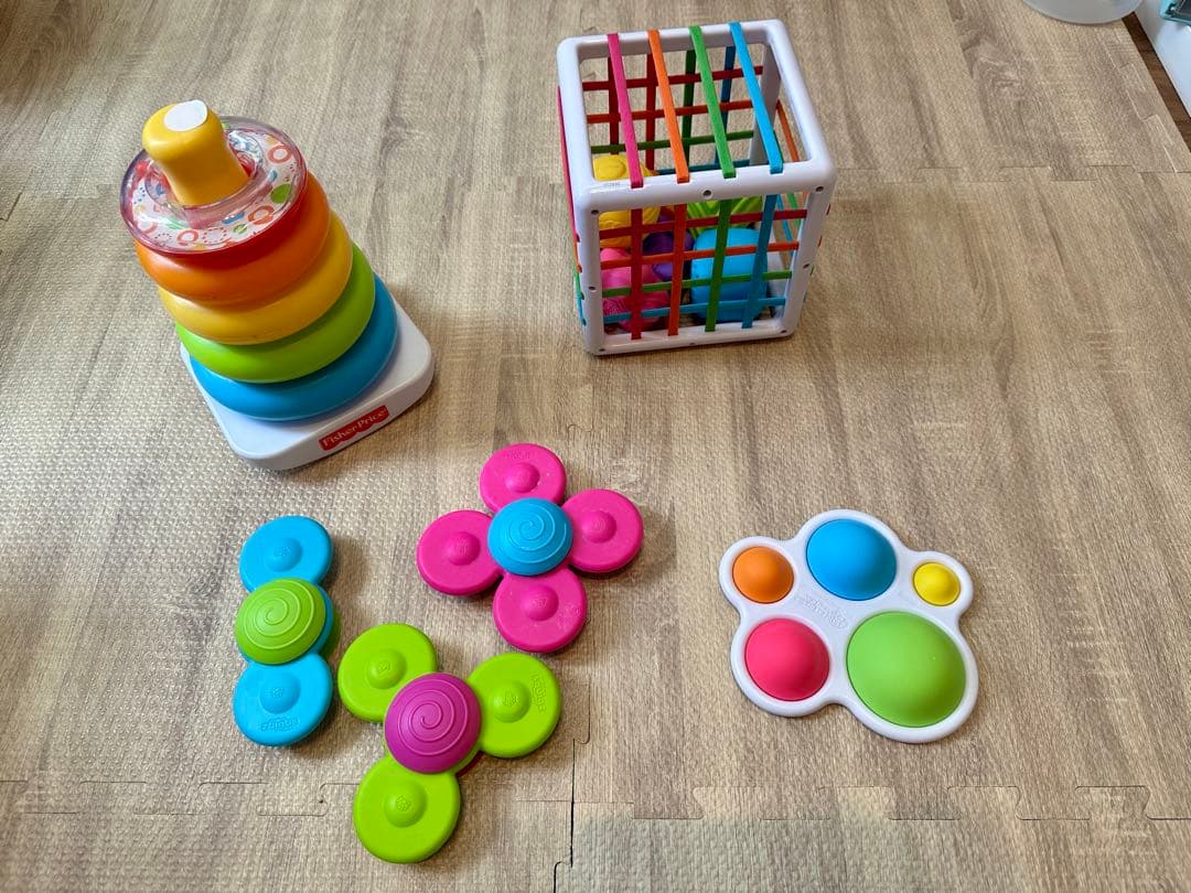 Fat brain. Fisher-Price 知育玩具セット