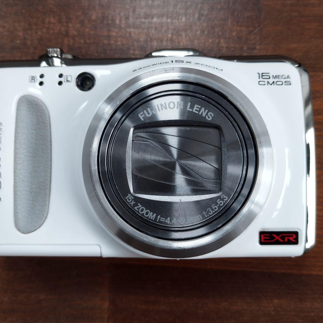 [美品]Fujifilm FinePix F550EXR ホワイト