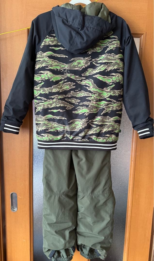 Burton 子ども用 スキー スノーボード ウェア セット 140〜150