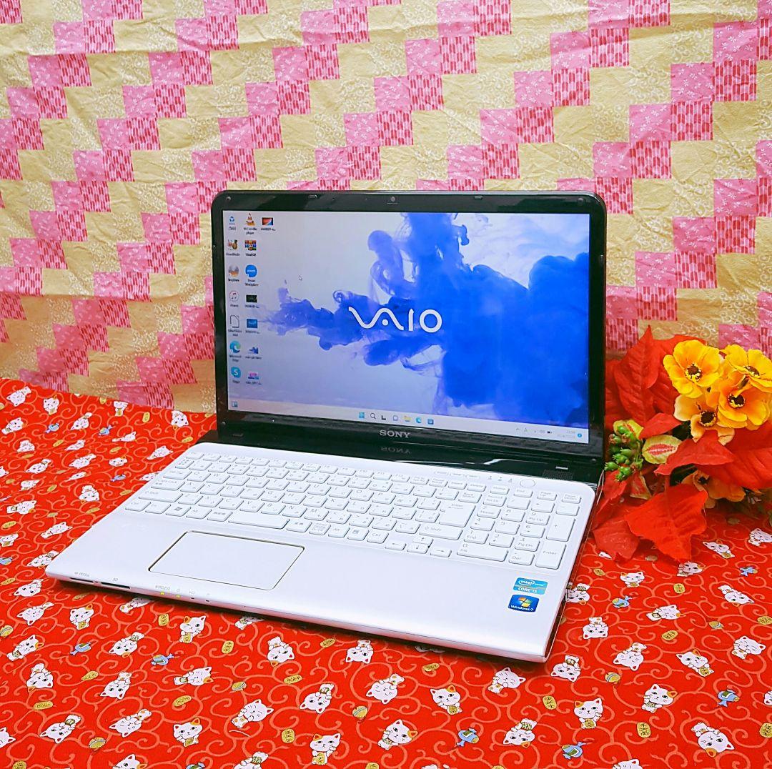 Win11搭載♪魅力なブラック♪新品SSD256搭載♪ソフト多数♪ブルーレイ