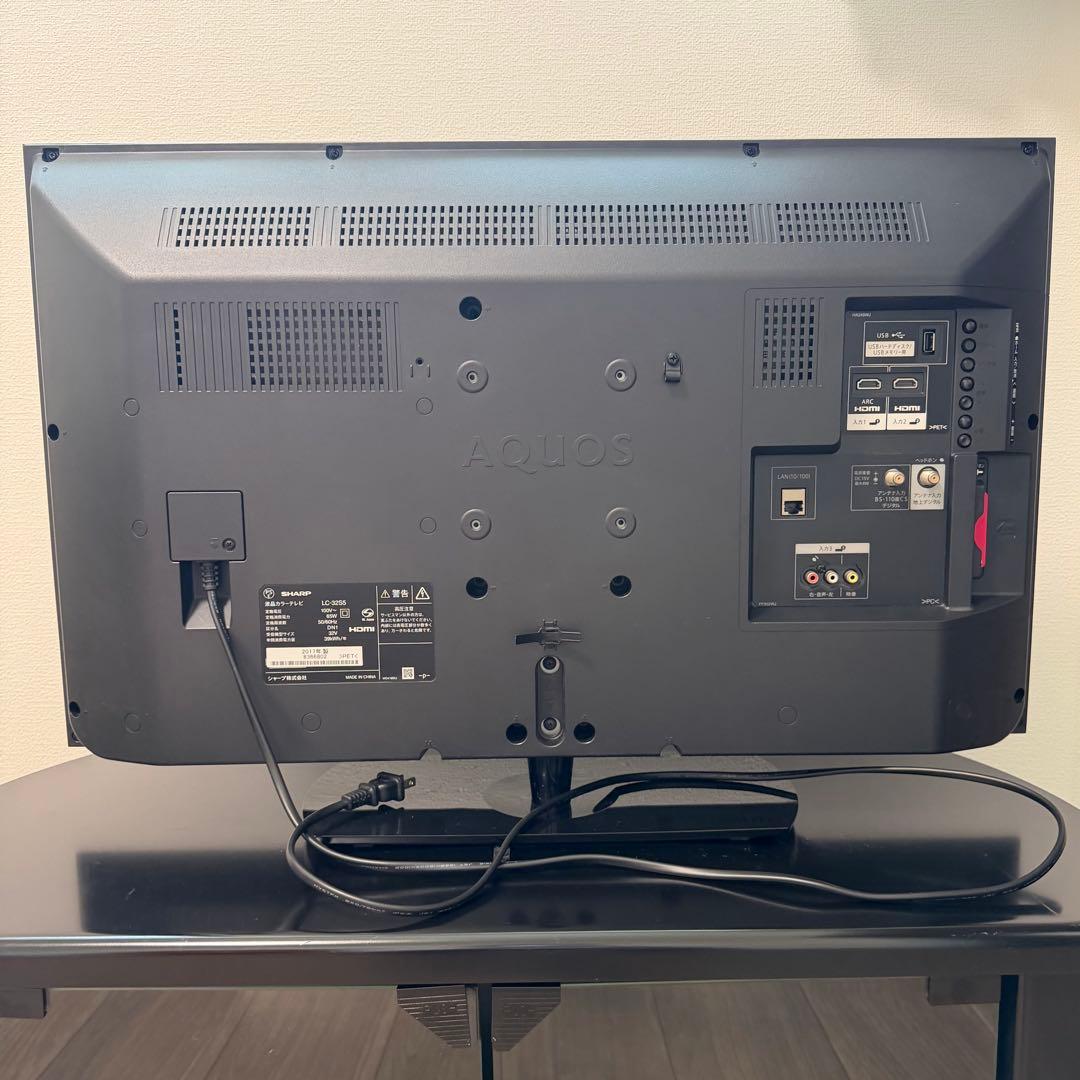 シャープ AQUOS 32型液晶テレビ2017年製　LC-32S5