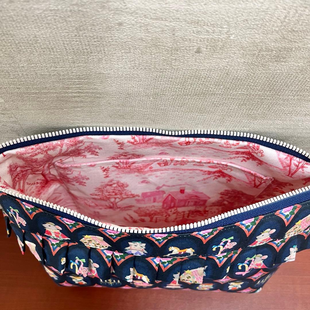 yukiemonハンドメイド　たっぷりフリル30㎝ショルダーバック