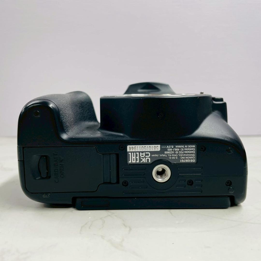 Canon EOS Kiss X10 ボディ ショット数47,000回以下