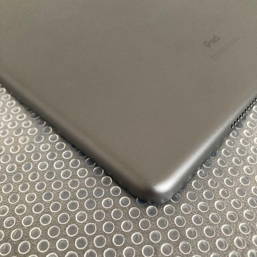 3010【早い者勝ち】電池良好☆iPad7 第7世代 32GB WIFIモデル☆