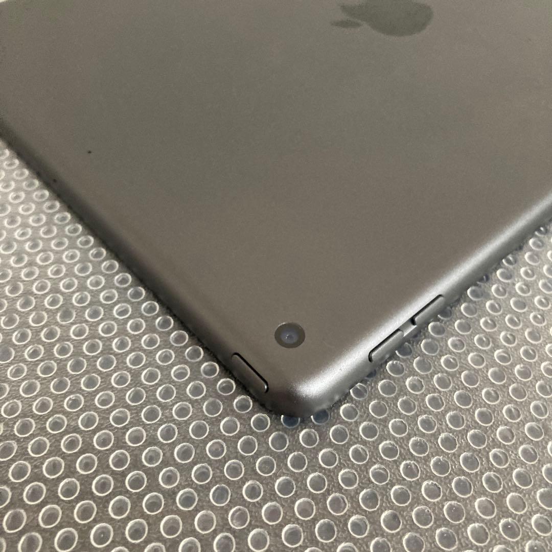 3010【早い者勝ち】電池良好☆iPad7 第7世代 32GB WIFIモデル☆
