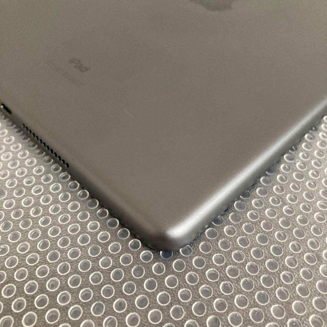 3010【早い者勝ち】電池良好☆iPad7 第7世代 32GB WIFIモデル☆