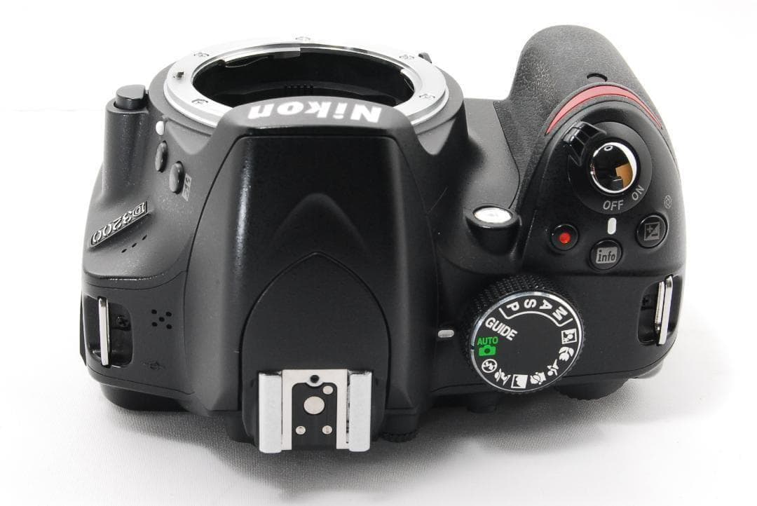 Nikon D3200 ガイド機能付きで初心者でも簡単操作♪
