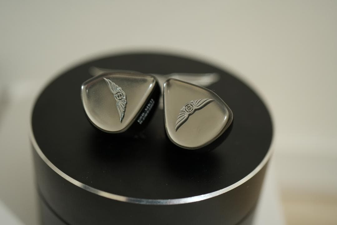 EMPIRE EARS ESR MKII　31日まで値下げ