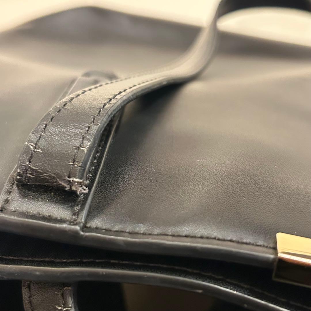 バーニーズニューヨーク　トートバッグ　レザー　金具　黒　本革　肩掛け　ブラック