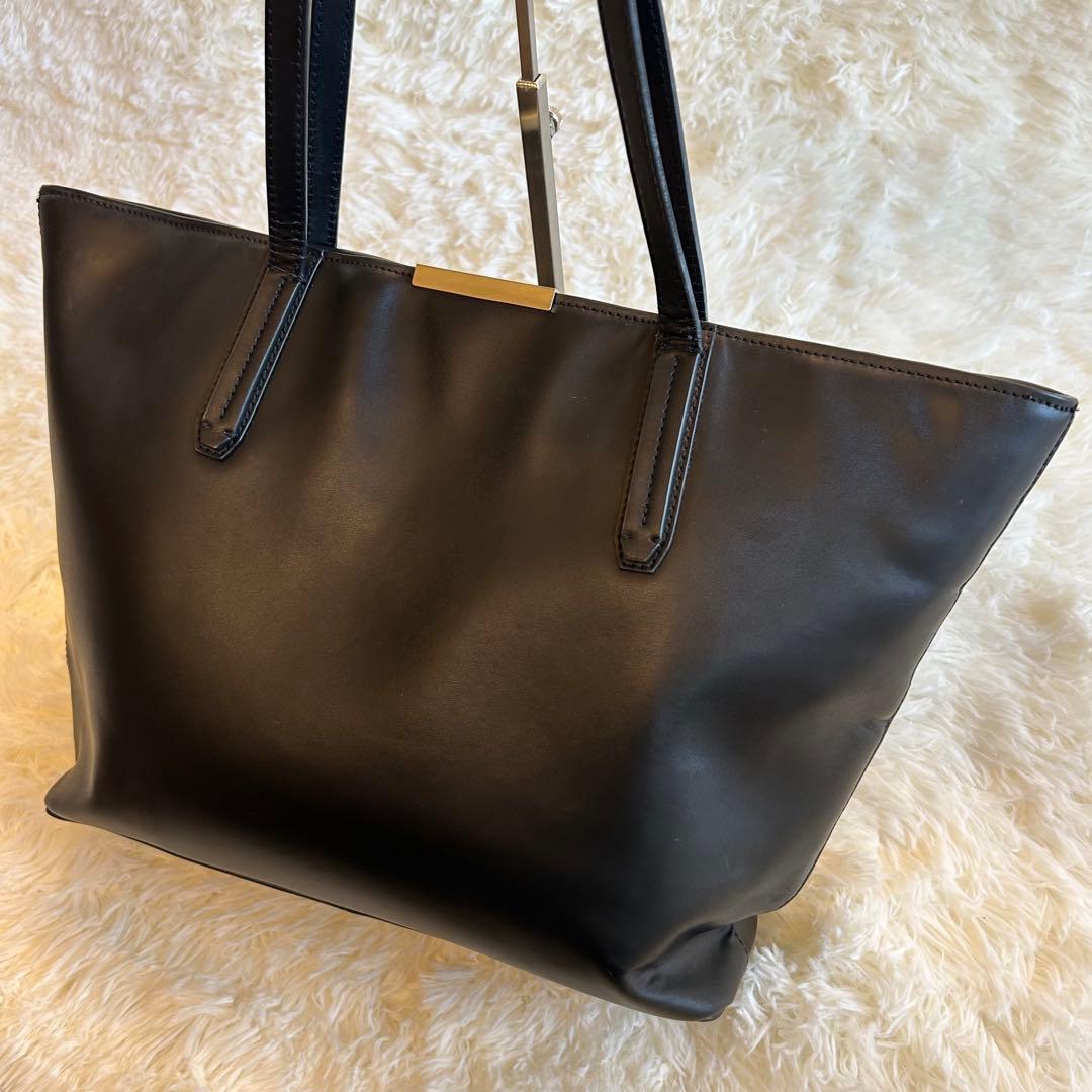 バーニーズニューヨーク　トートバッグ　レザー　金具　黒　本革　肩掛け　ブラック