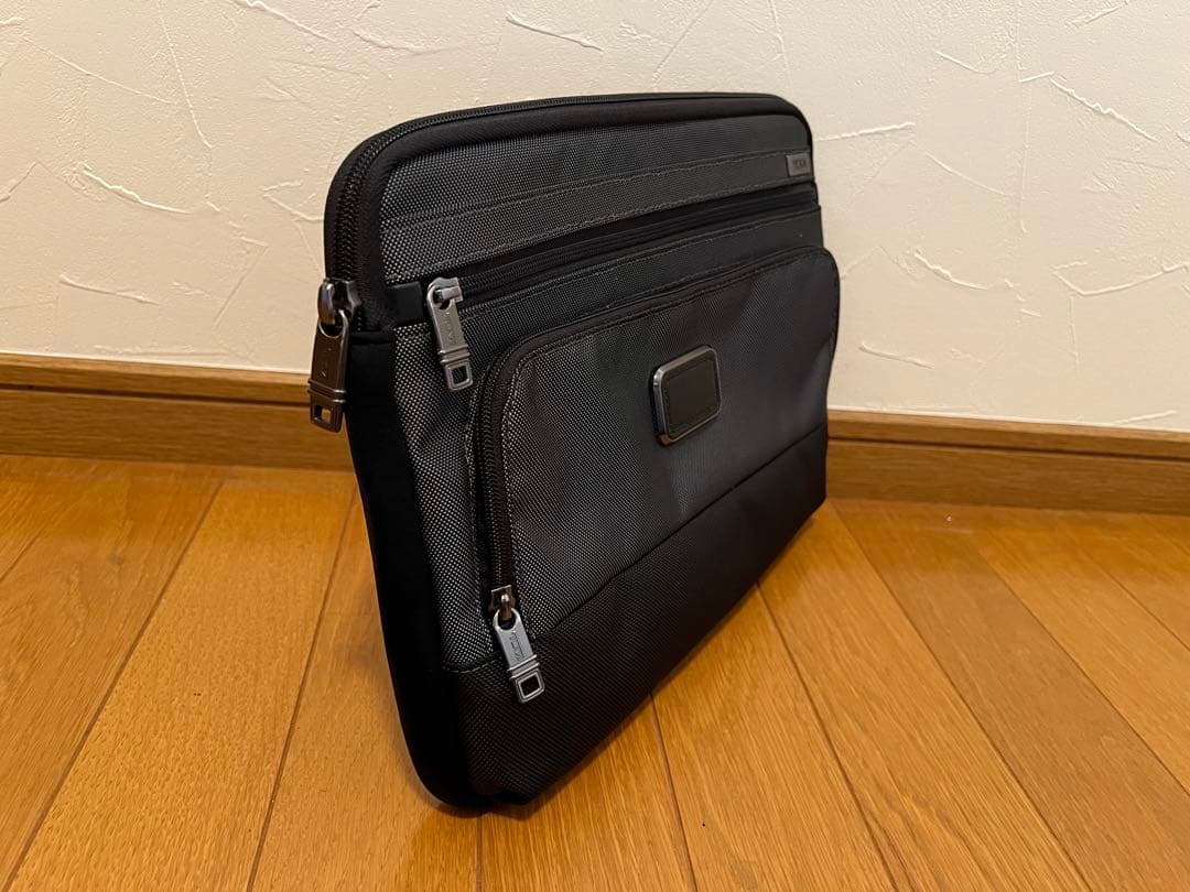 【美品】TUMI トゥミ ALPHA2 ラップトップカバー 026164PW