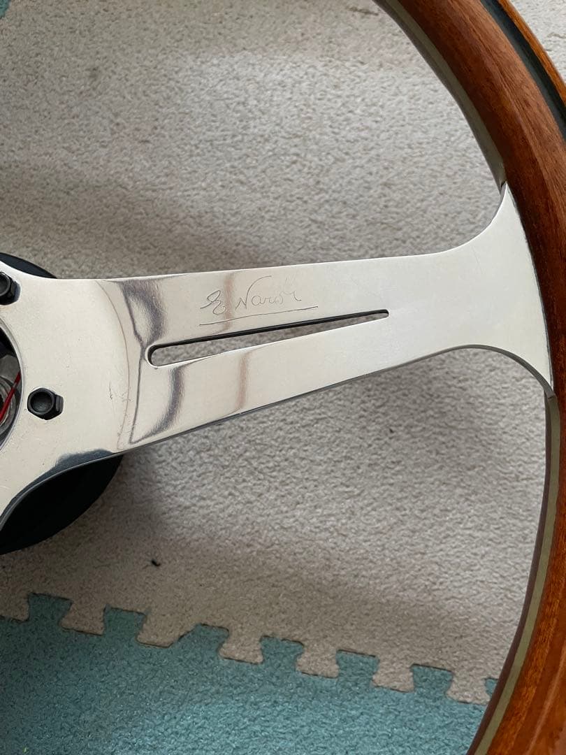 希少大径サイズ　ランクル80 ナルディステアリング39㎝　ボス付き　当時物