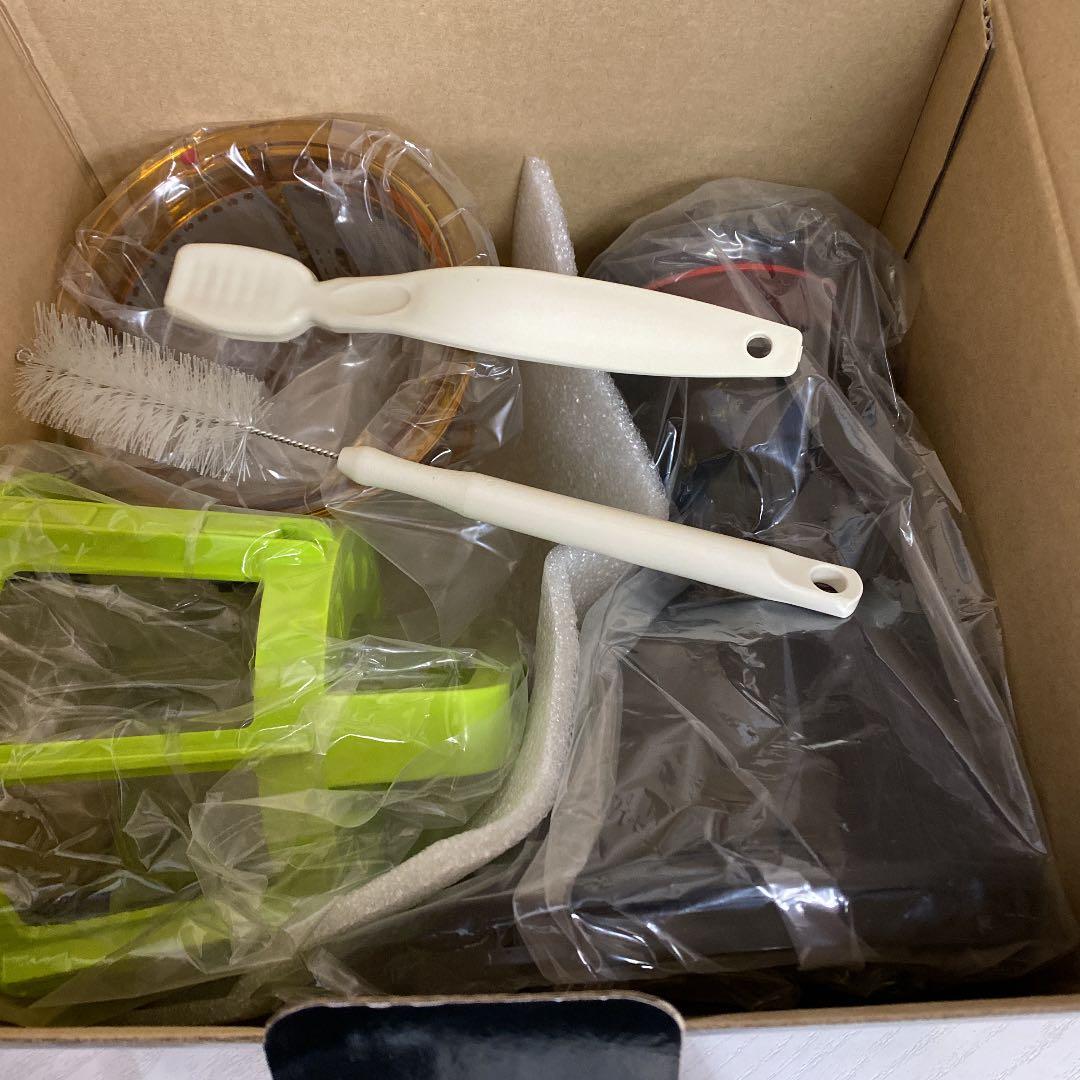 KUVINGS ホールスロージューサー JSG-641M レッド