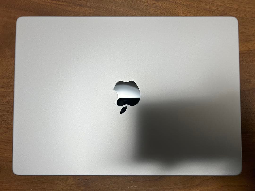 美品&高性能❗️MacBook Pro M1Pro 14in 32&1TB シルバ