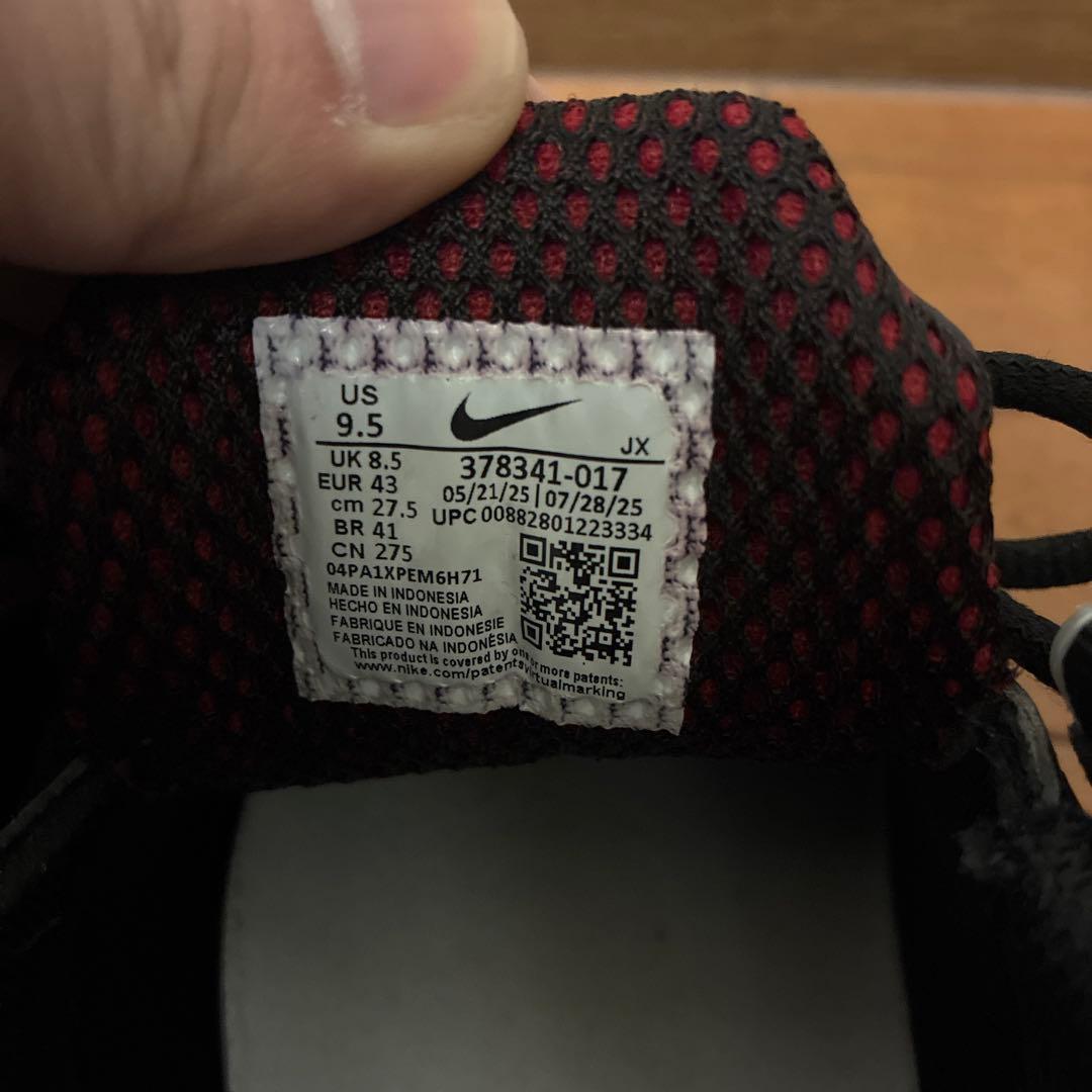 ひひひNIKE SHOX NZ ブラック/レッド