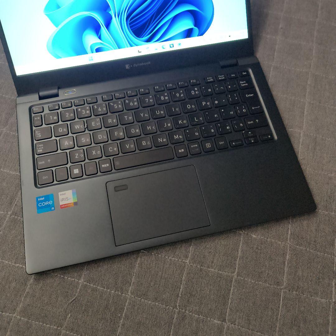 美品 Dynabook 超軽量 驚速 12世代i5 16GB 新品512G 59
