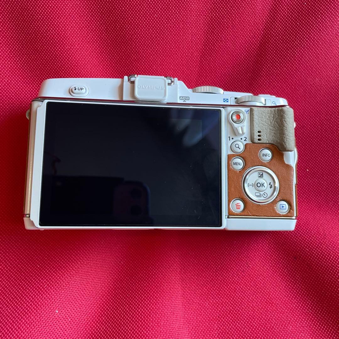 OLYMPUS PEN ミラーレス一眼カメラ EP-5 Full Set 元箱付