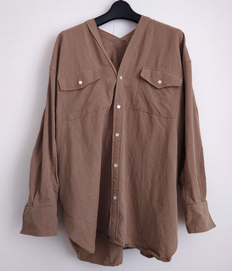 ビアズリー 《FRIPIER》バイオカラーレスシャツ