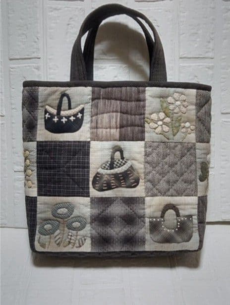 パッチワークキルト 《お花とバスケット・アップリケ&刺繍》 (残1点)