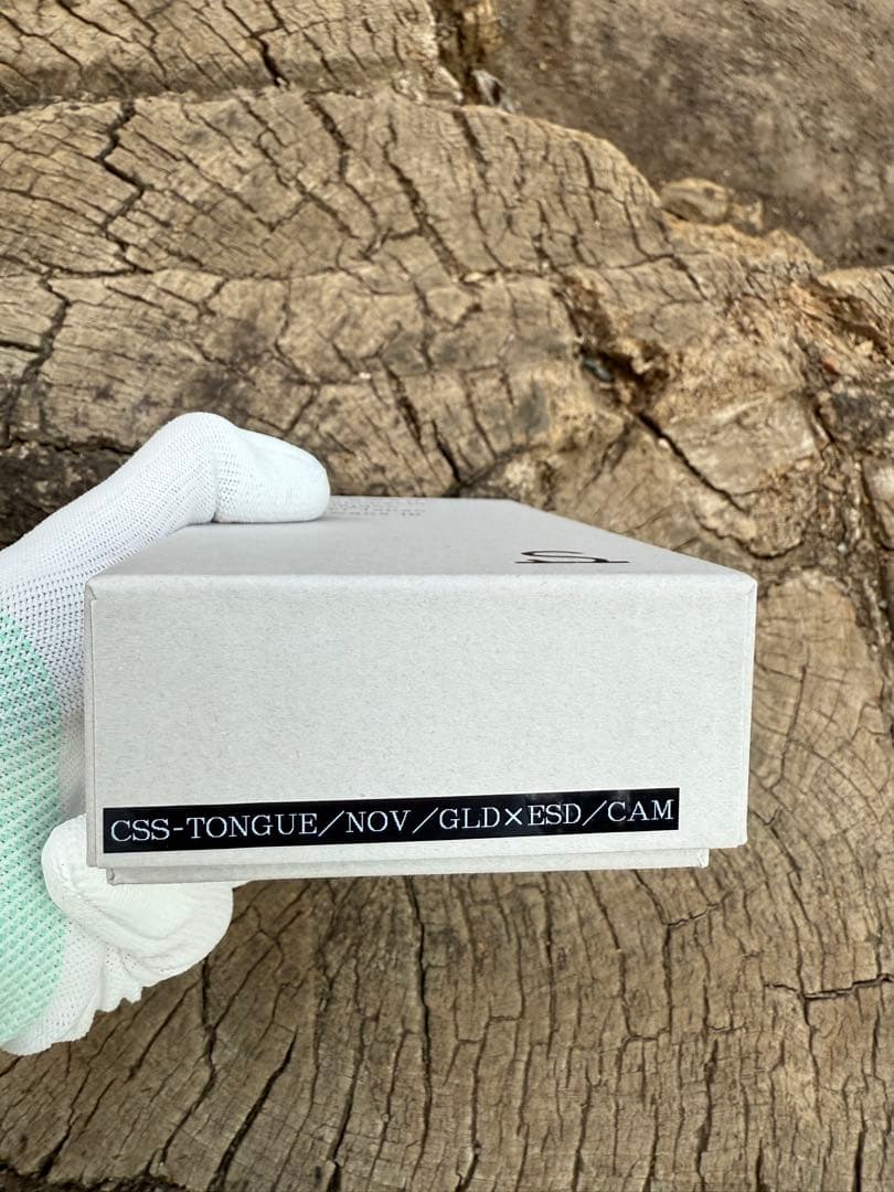 【未使用新品】ワイルドスワンズ　タング　ノボナッパゴールド　型押しサドルキャメル