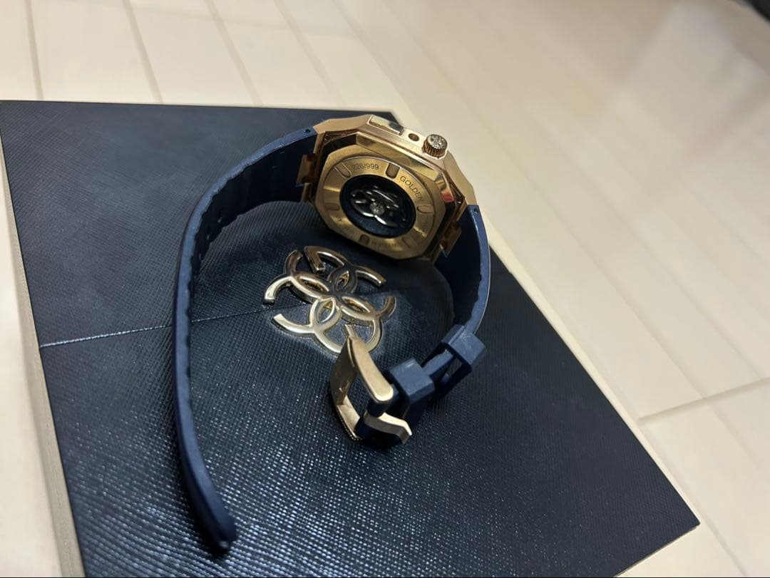 GOLDEN CONCEPT ゴールド×ブルー AppleウォッチSE本体