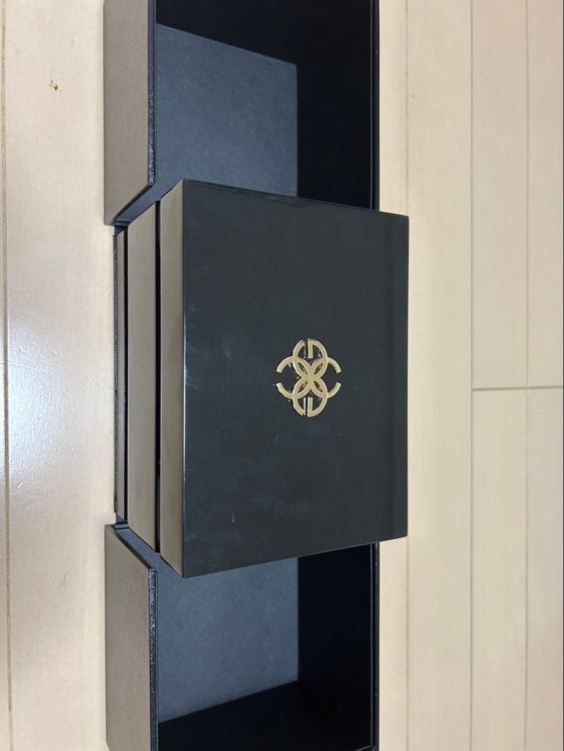 GOLDEN CONCEPT ゴールド×ブルー AppleウォッチSE本体