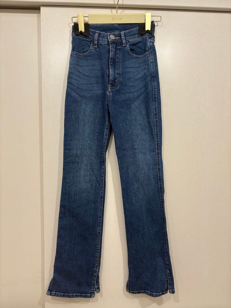 パンツ Herlipto New York High-Waisted Jeans