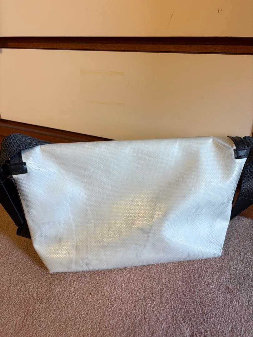 FREITAG メッセンジャーバッグ ホワイト